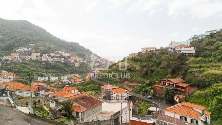 Terreno para Venda em Machico Foto 2