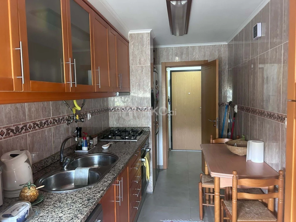 Apartamento T3 para Venda em Benfica Foto 2