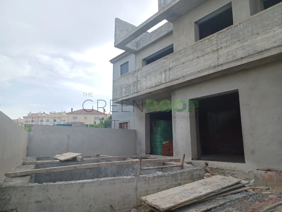 Moradia T4 para Venda em Amora Foto 21