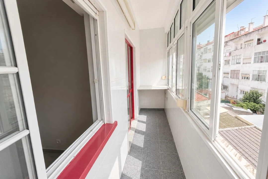 Apartamento T4 para Venda em Seixal, Arrentela e Aldeia de Paio Pires Foto 2