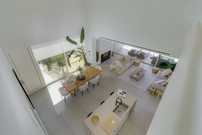 Moradia T3 para Venda em Santa Barbara de Nexe