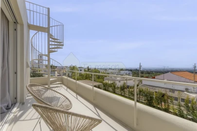 Moradia T3 para Venda em Santa Barbara de Nexe