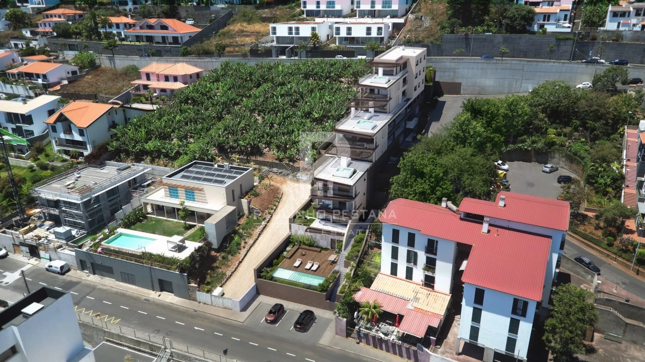 Apartamento T1 para Venda em São Martinho Foto 4