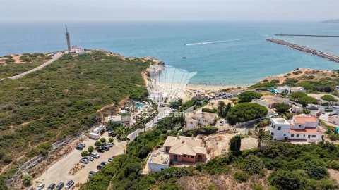 Moradia T4 para Venda em Ferragudo
