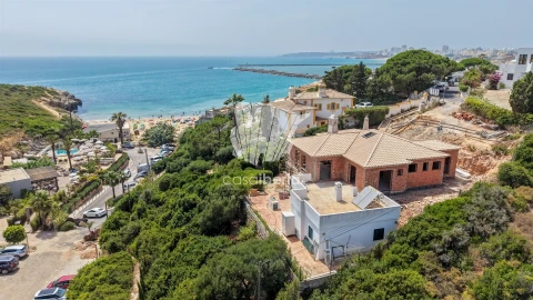 Moradia T4 para Venda em Ferragudo