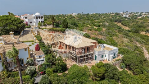 Moradia T4 para Venda em Ferragudo