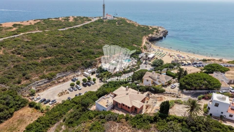 Moradia T4 para Venda em Ferragudo