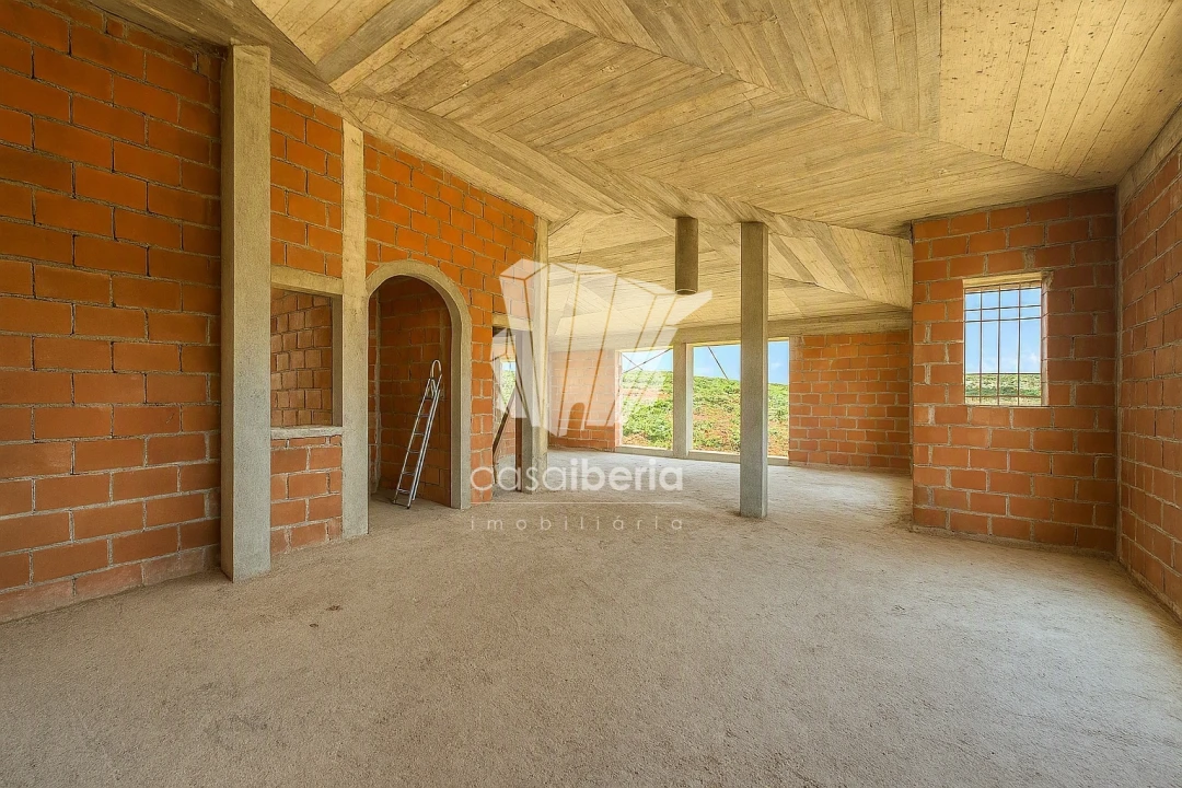 Moradia T4 para Venda em Ferragudo Foto 5