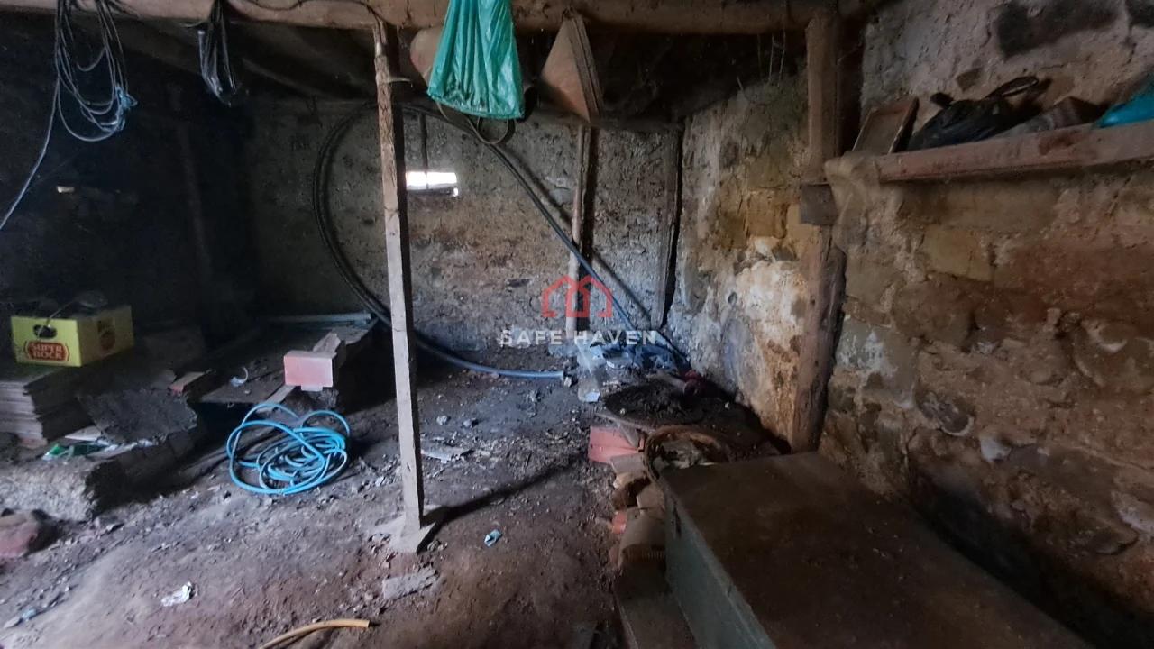 Moradia T2 para Venda em Carragozela e Várzea de Meruge Foto 4