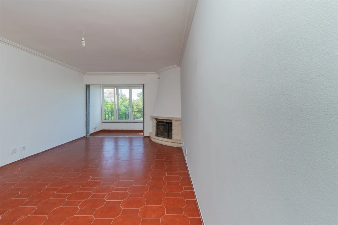 Apartamento T2 para Venda em São Domingos de Rana Foto 17