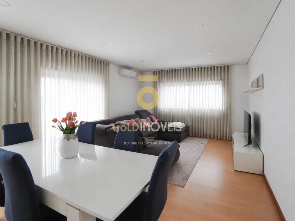 Apartamento T3 para Venda em Penafiel Foto 1