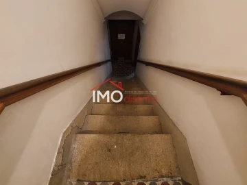 Prédio para Venda em Santa Maria da Devesa