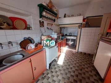 Prédio para Venda em Santa Maria da Devesa