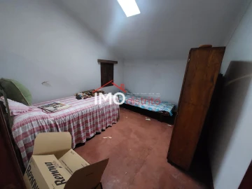 Prédio para Venda em Santa Maria da Devesa