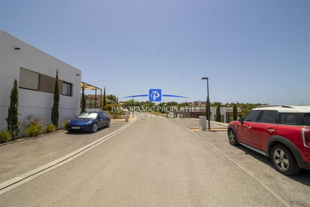 Moradia T3 para Venda em Estômbar e Parchal Foto 32