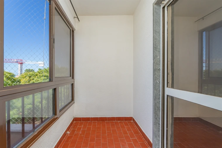 Apartamento T2 para Venda em São Domingos de Rana Foto 23