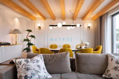 Apartamento T3 para Venda em Lordelo do Ouro e Massarelos