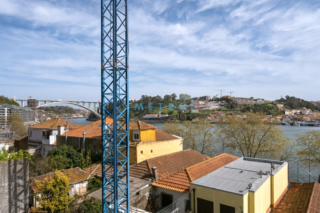 Apartamento T3 para Venda em Lordelo do Ouro e Massarelos Foto 32