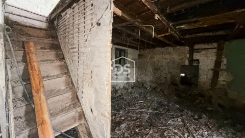 Moradia T1 para Venda em Nespereira e Casais