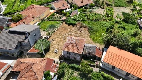 Moradia T1 para Venda em Nespereira e Casais