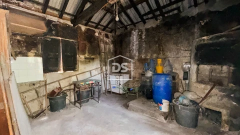 Moradia T1 para Venda em Nespereira e Casais
