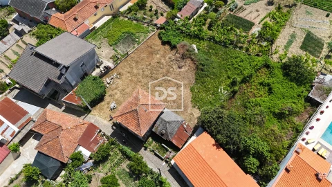Moradia T1 para Venda em Nespereira e Casais