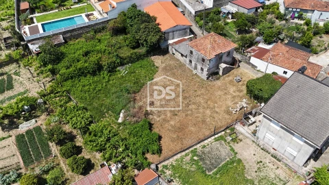 Moradia T1 para Venda em Nespereira e Casais