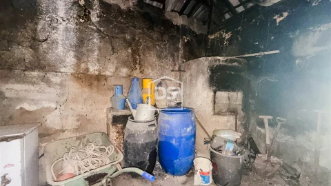 Moradia T1 para Venda em Nespereira e Casais