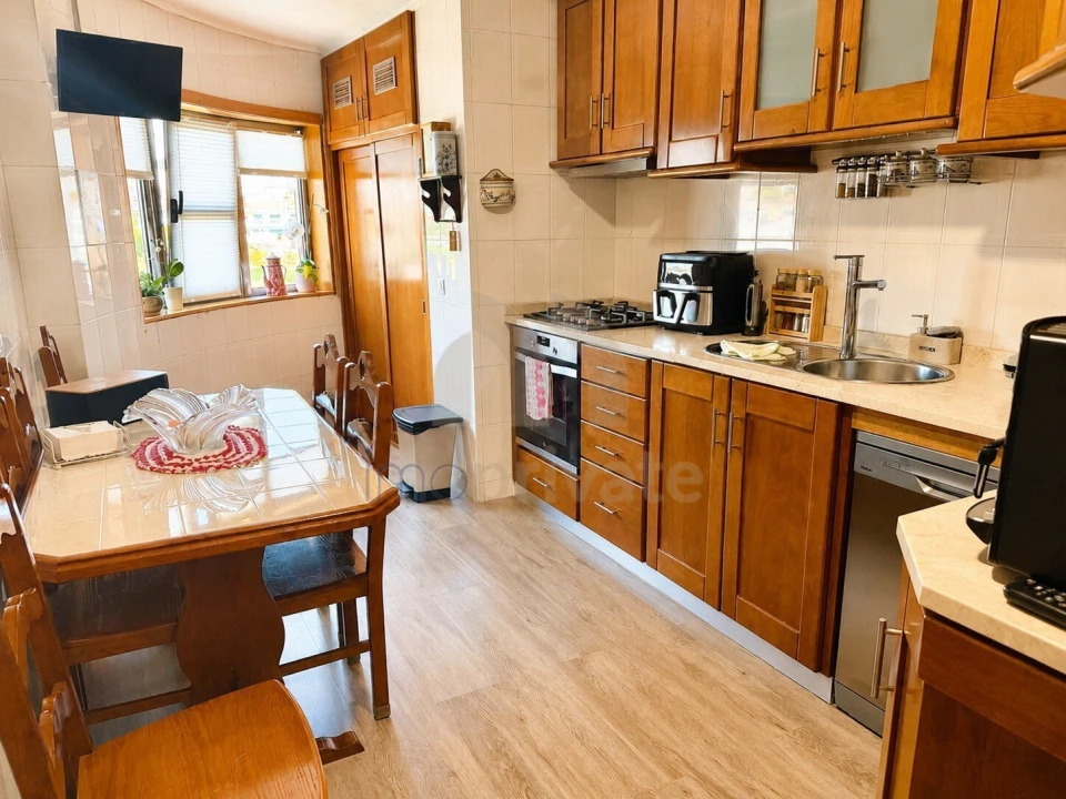 Apartamento T3 para Venda em Rio Tinto Foto 6