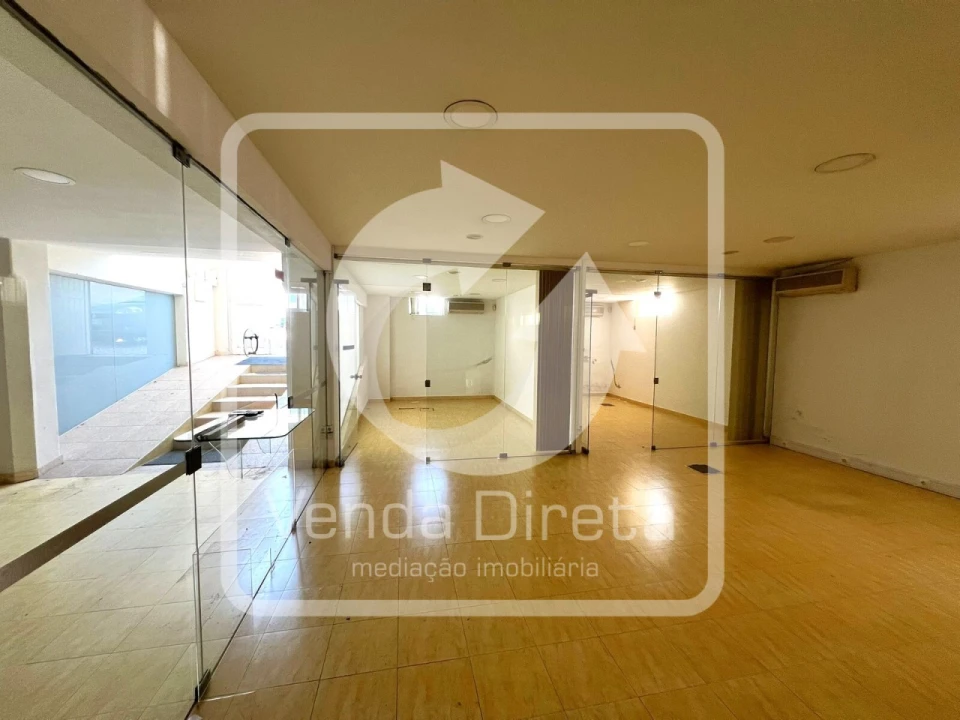 Garagem para Venda em Setubal (São Sebastião) Foto 3