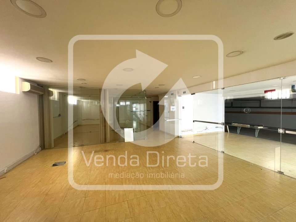 Garagem para Venda em Setubal (São Sebastião) Foto 4