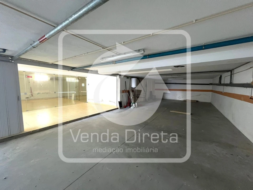 Garagem para Venda em Setubal (São Sebastião) Foto 8