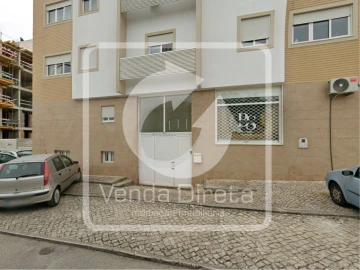 Garagem para Venda em Setubal (São Sebastião)