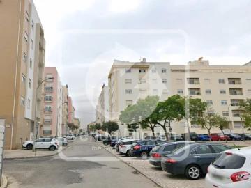 Garagem para Venda em Setubal (São Sebastião)