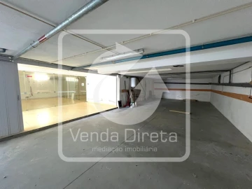 Garagem para Venda em Setubal (São Sebastião)