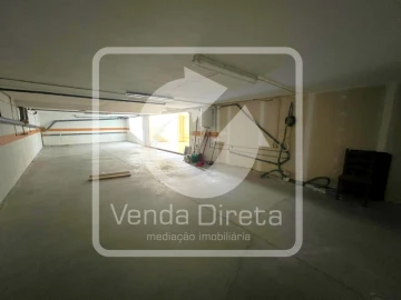 Garagem para Venda em Setubal (São Sebastião)