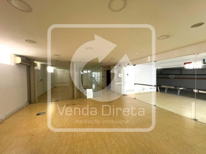 Garagem para Venda em Setubal (São Sebastião) Foto 4