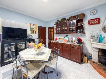Moradia T5 para Venda em Vila Nova da Barquinha