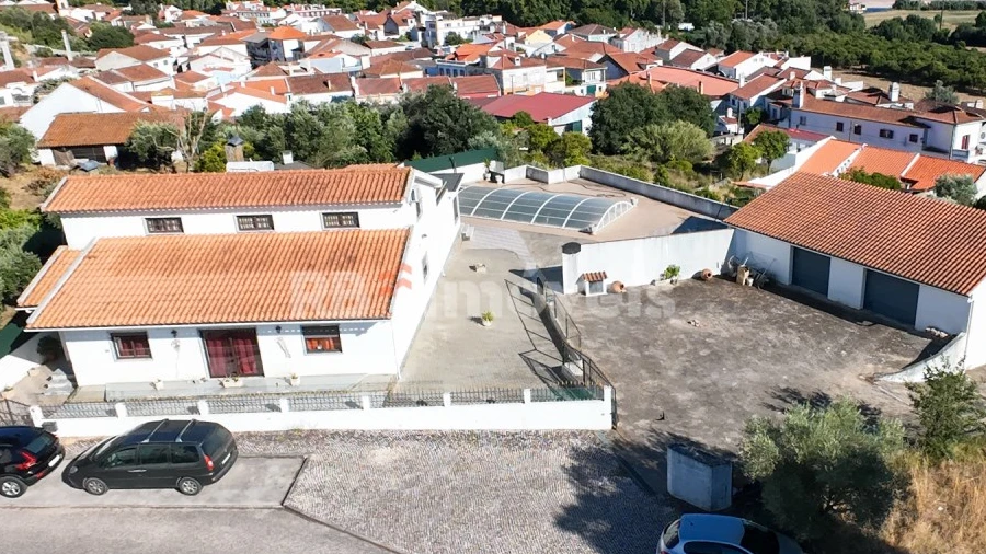 Moradia T5 para Venda em Vila Nova da Barquinha