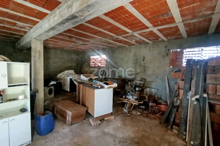 Moradia T3 para Venda em Soure Foto 24