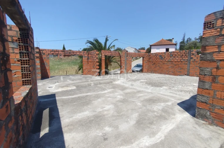 Moradia T3 para Venda em Soure Foto 44