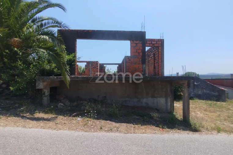 Moradia T3 para Venda em Soure Foto 5