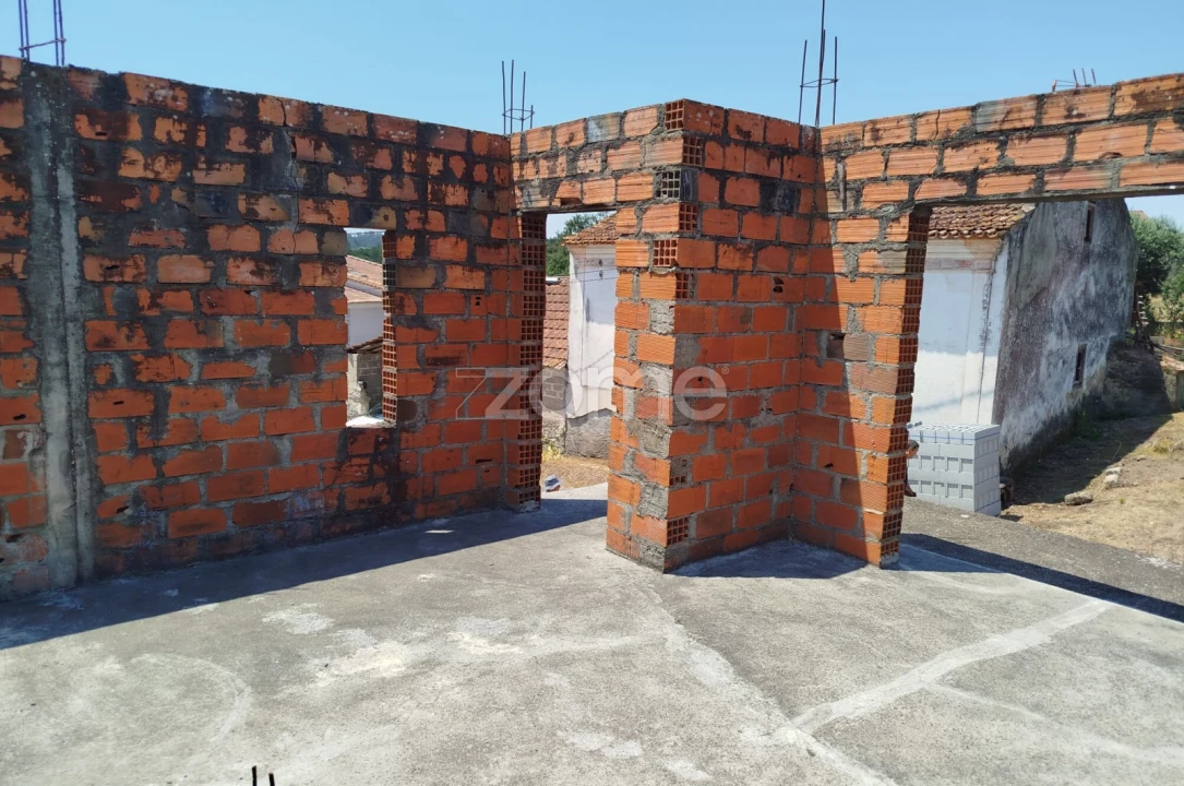 Moradia T3 para Venda em Soure Foto 49