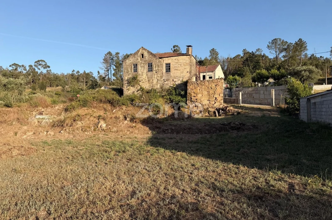 Moradia T3 para Venda em Real Foto 4