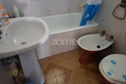 Moradia T2 para Venda em Castanheira de Pêra e Coentral