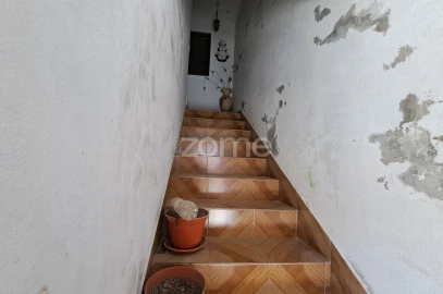 Moradia T2 para Venda em Castanheira de Pêra e Coentral