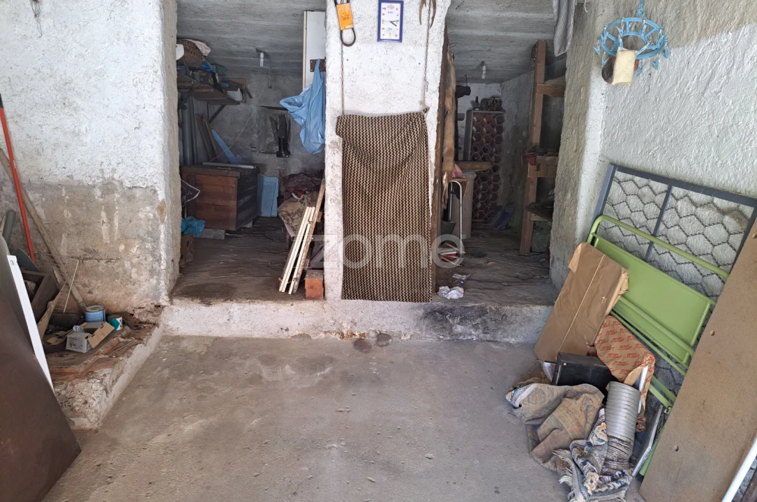 Moradia T2 para Venda em Castanheira de Pêra e Coentral Foto 10