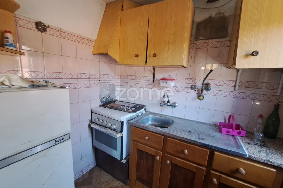 Moradia T2 para Venda em Castanheira de Pêra e Coentral Foto 22