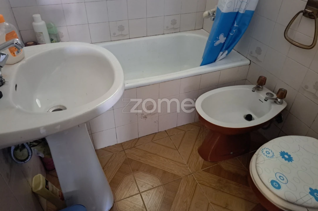 Moradia T2 para Venda em Castanheira de Pêra e Coentral Foto 33