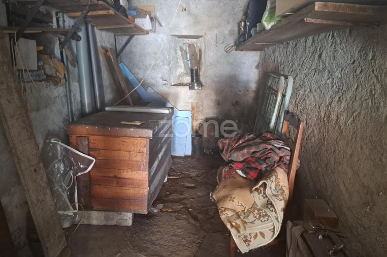 Moradia T2 para Venda em Castanheira de Pêra e Coentral Foto 11